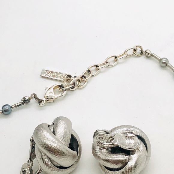 Vintage signed Monet Earrings & Napier Necklace - Picture 8 of 13